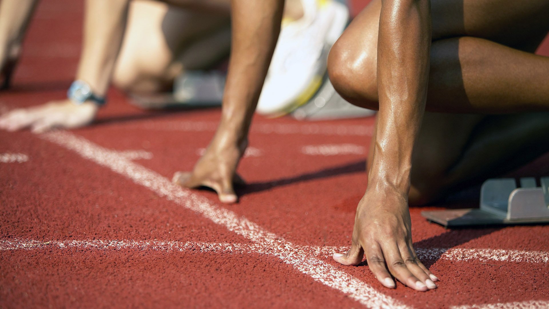 篮球赛事直播技术升级提升观赛体验，篮球比赛现场直播节目